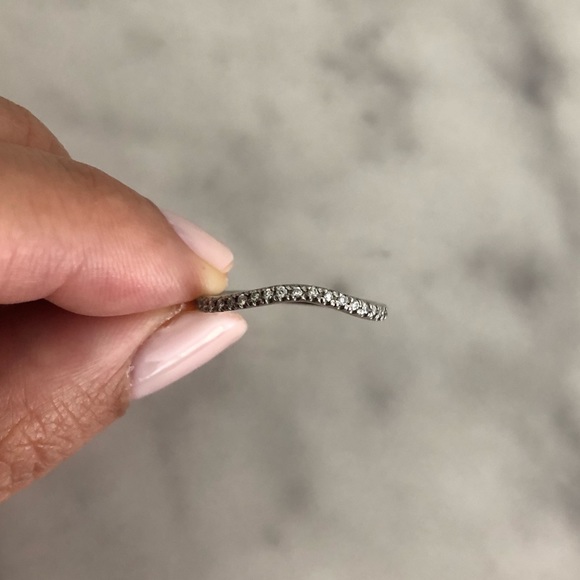 Curved Diamond Band - Picture 1 of 3